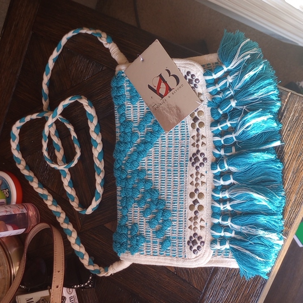 Beautiful Slingbag